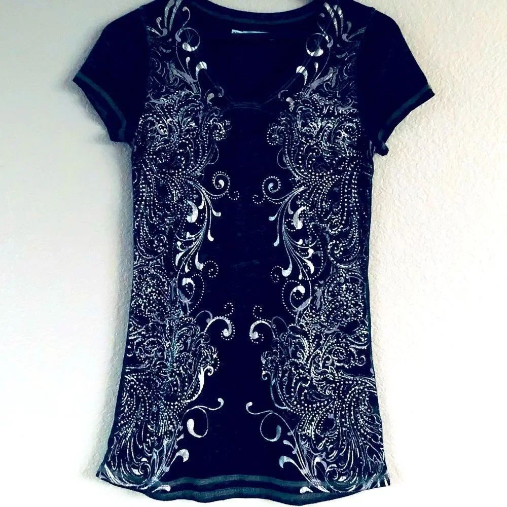 Maurices Black Silver Stud Embellished Graphic Fitted T-Shirt XS